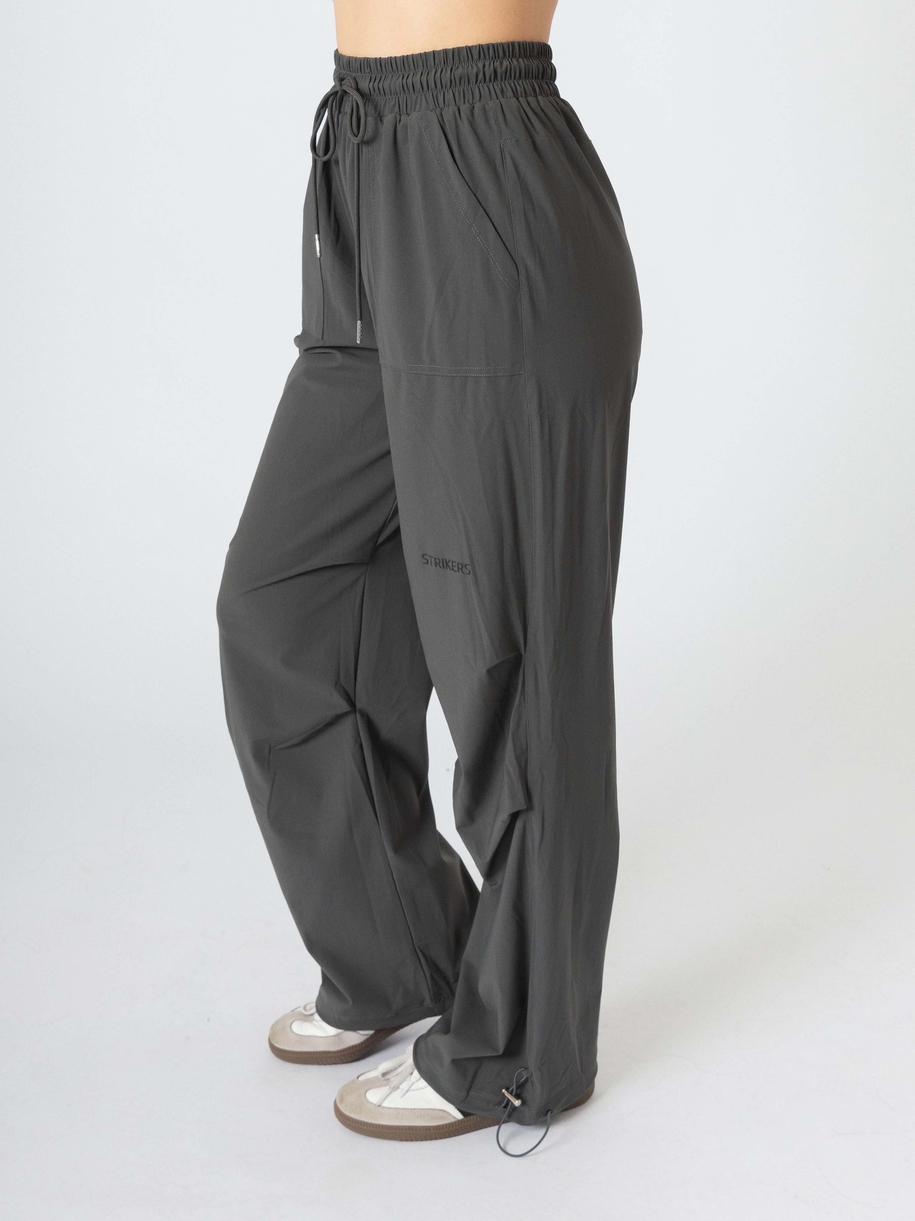 Everyday Woven Pants Grey