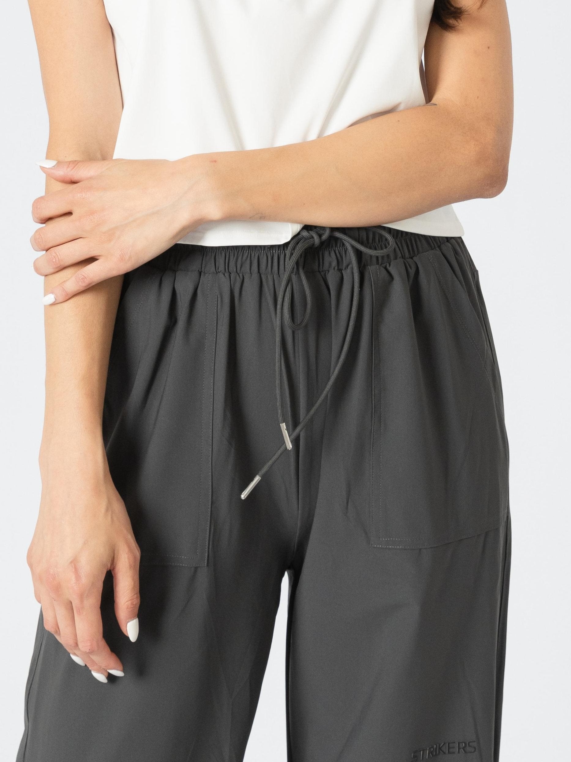 Everyday Woven Pants Grey