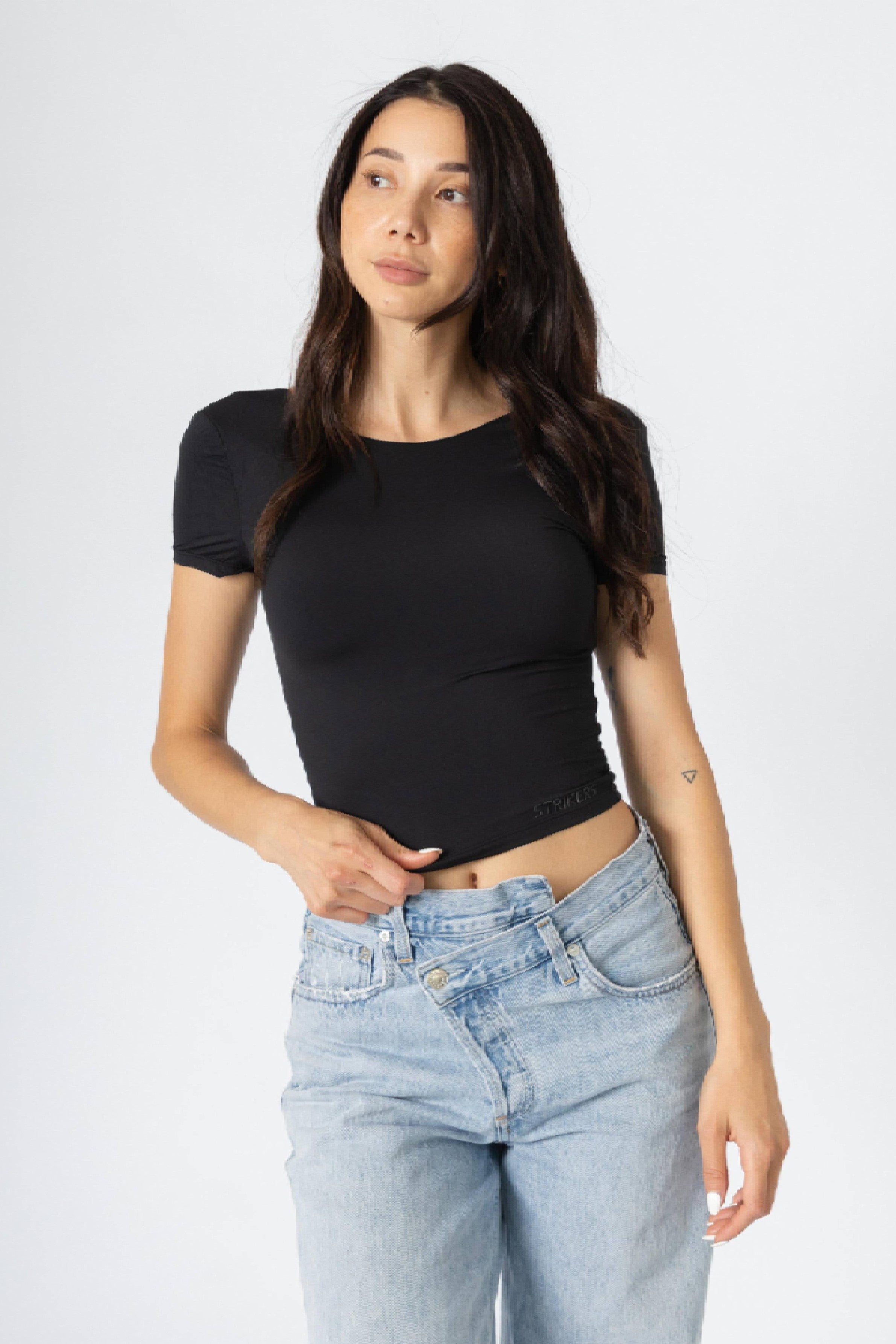 Essential Open-Back T-Shirt Black
