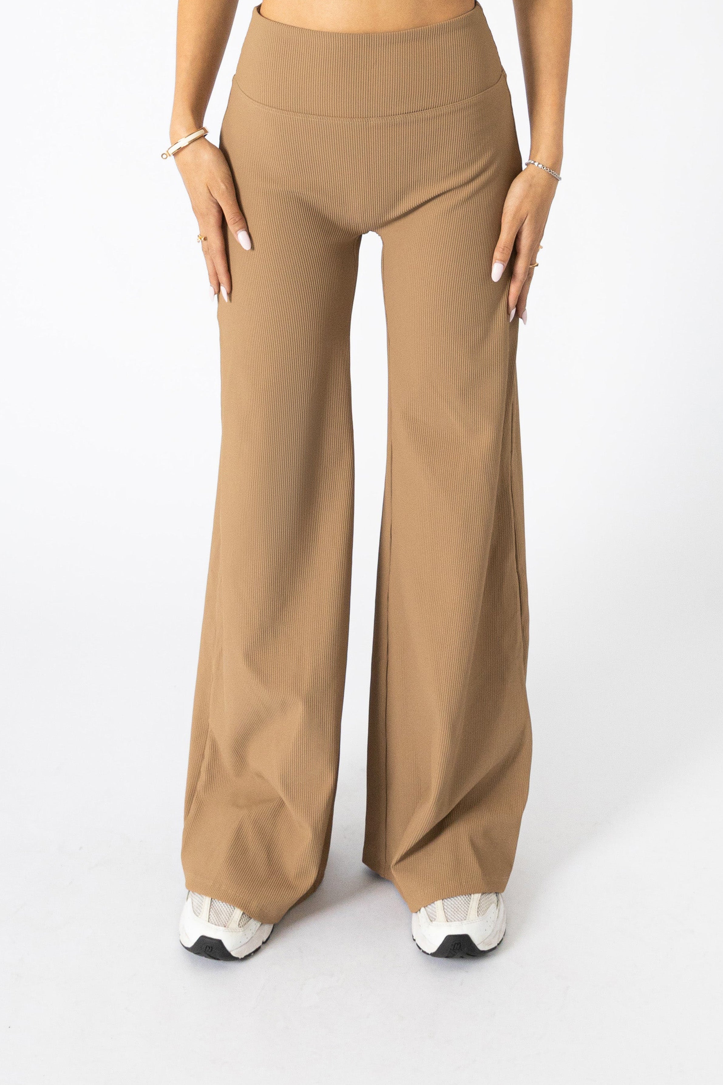 Aura Flair High Waist Pants Creme