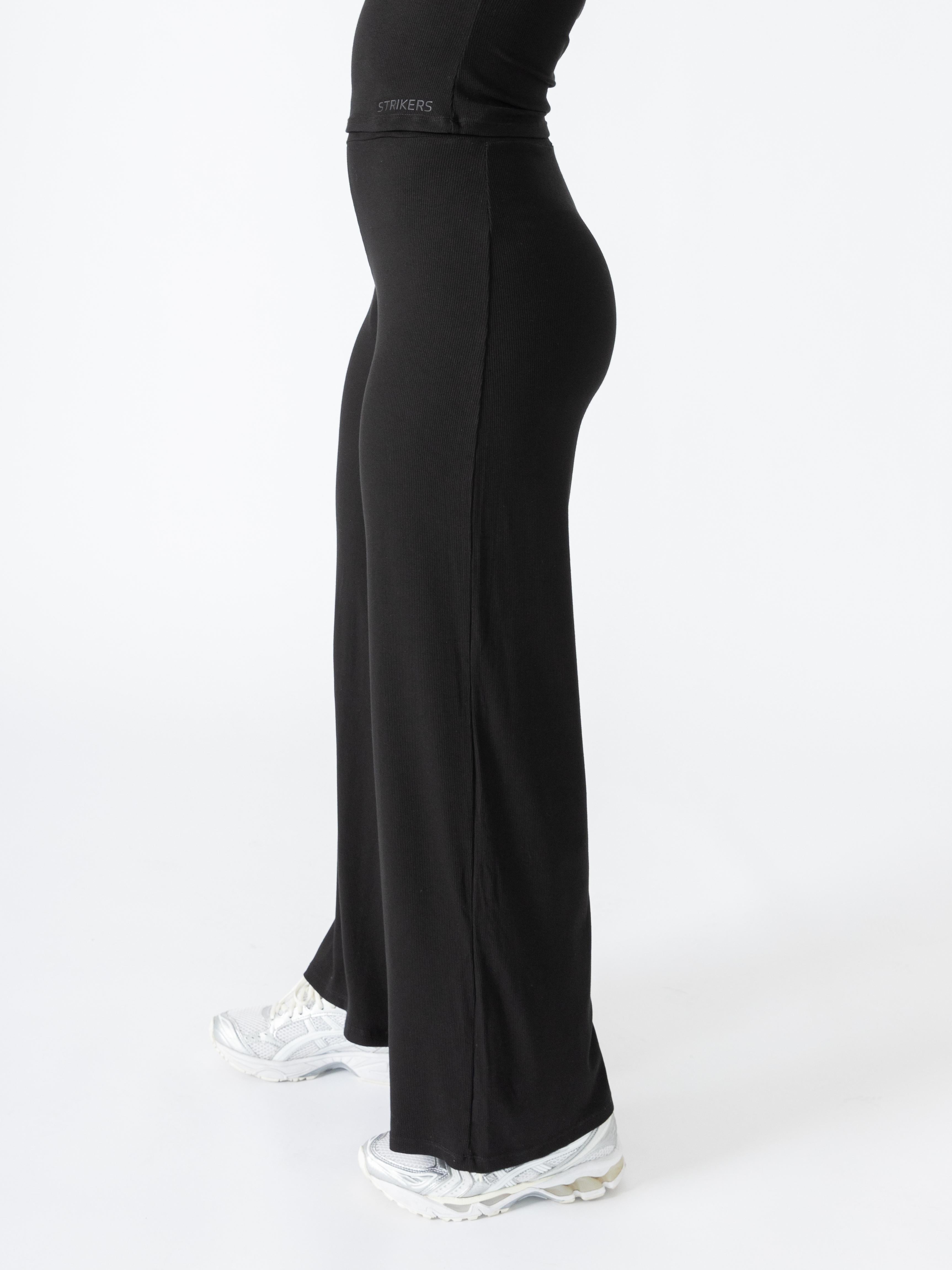 Rest Day Flair Pants Black
